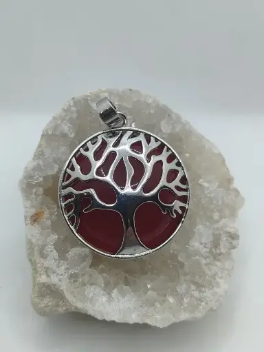 PENDENTIF EN JASPE ROUGE ARBRE DE VIE